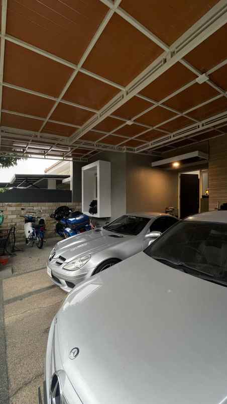 dijual rumah lokasi austinville dieng malang