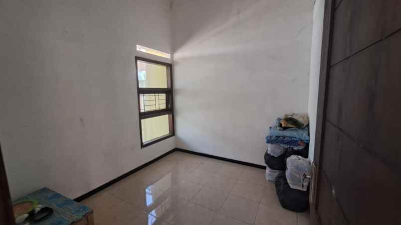 dijual rumah lokasi bumiayu kota malang