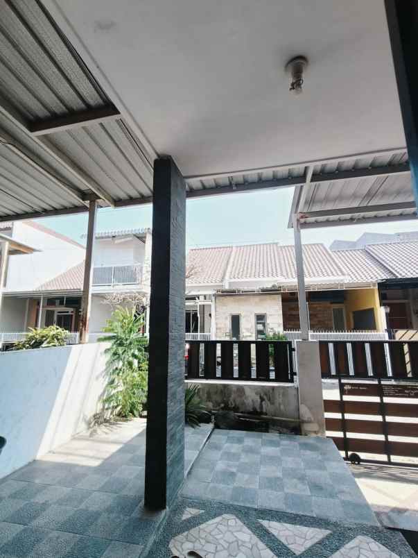 dijual rumah lokasi pandanwangi sulfat kota malang