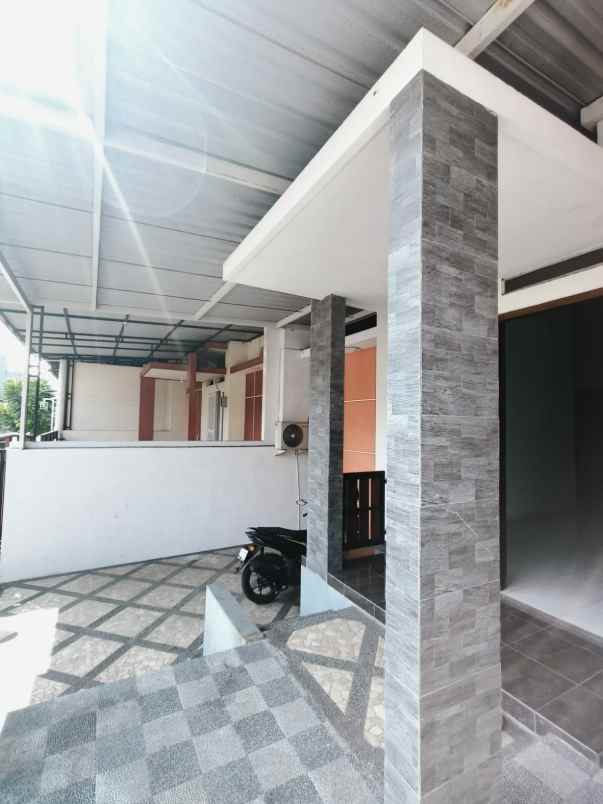 dijual rumah lokasi pandanwangi sulfat kota malang