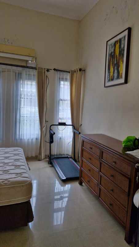 dijual rumah lokasi tidar malang