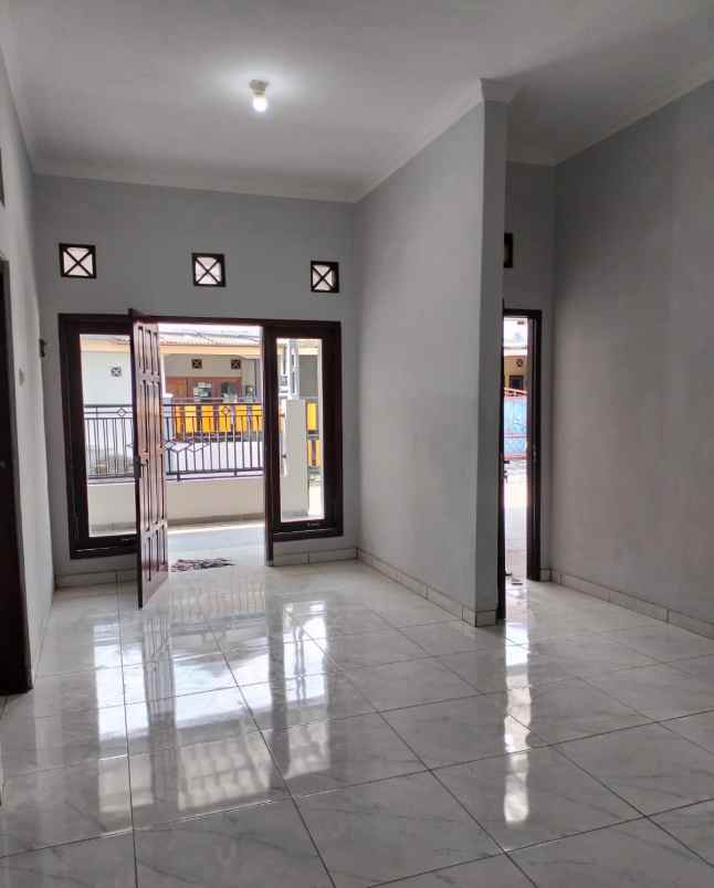 dijual rumah lpmp