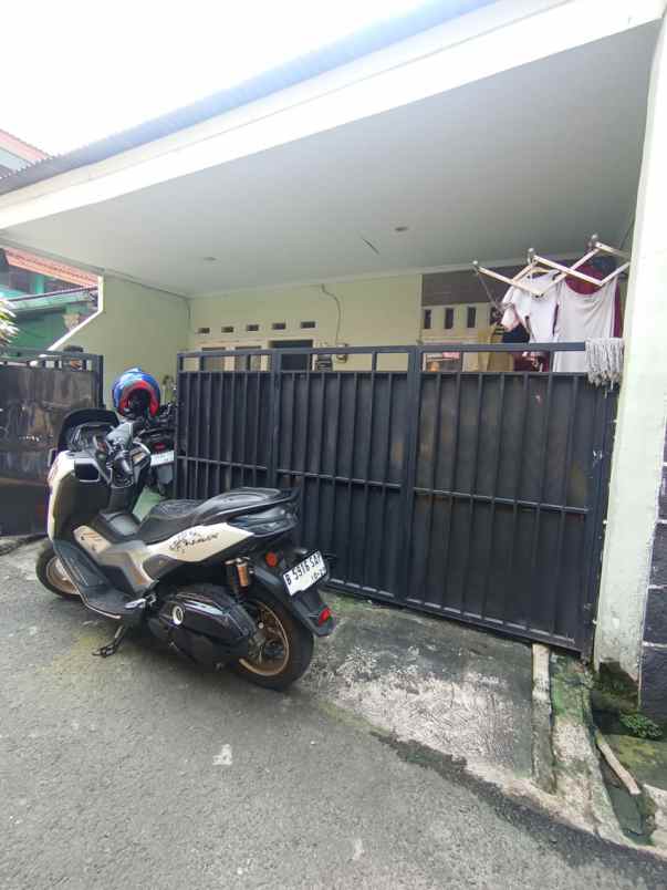 dijual rumah malaka