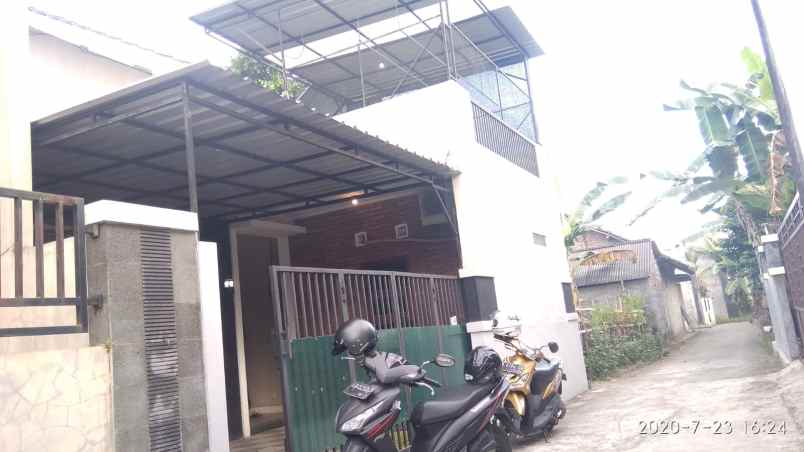 Rumah Siap Huni 2 Lantai Di Malangrejo Dekat Ke Stadion Maguwoharjo
