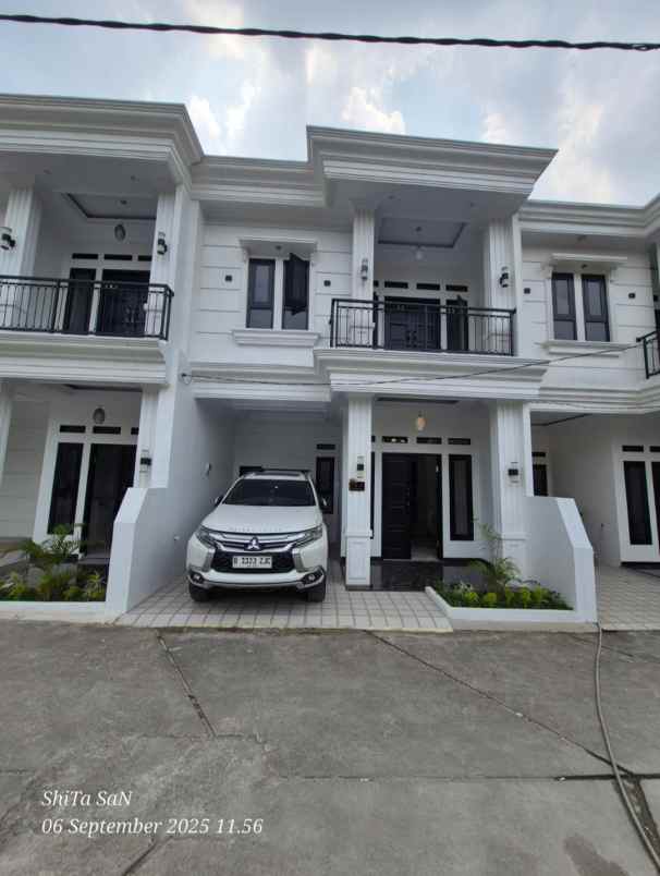 dijual rumah mampang pancoran mas depok