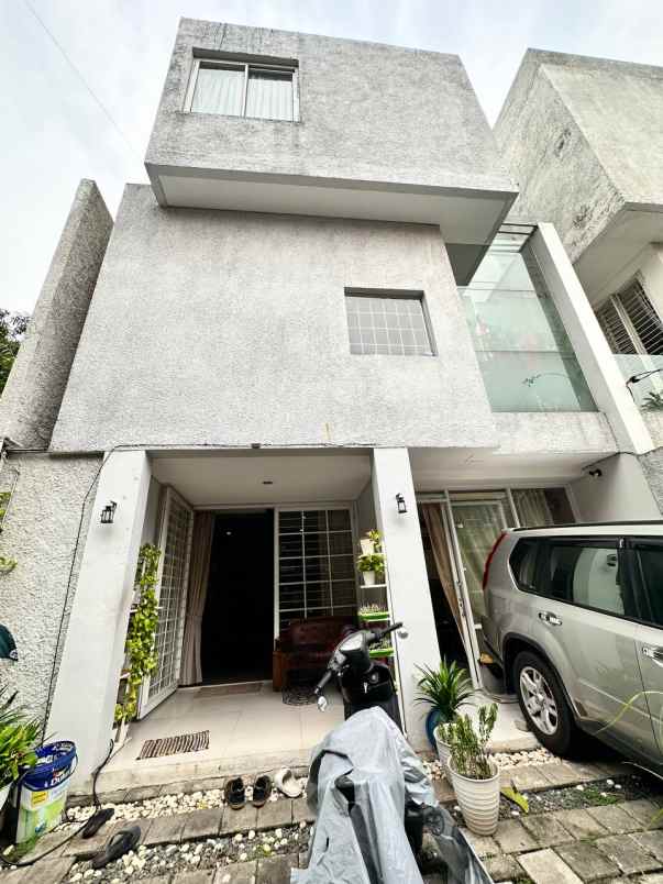 Rumah Dijual Mampang Prapatan Jakarta Selatan Dekat Gatot Subroto
