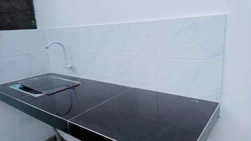 dijual rumah manisrenggo