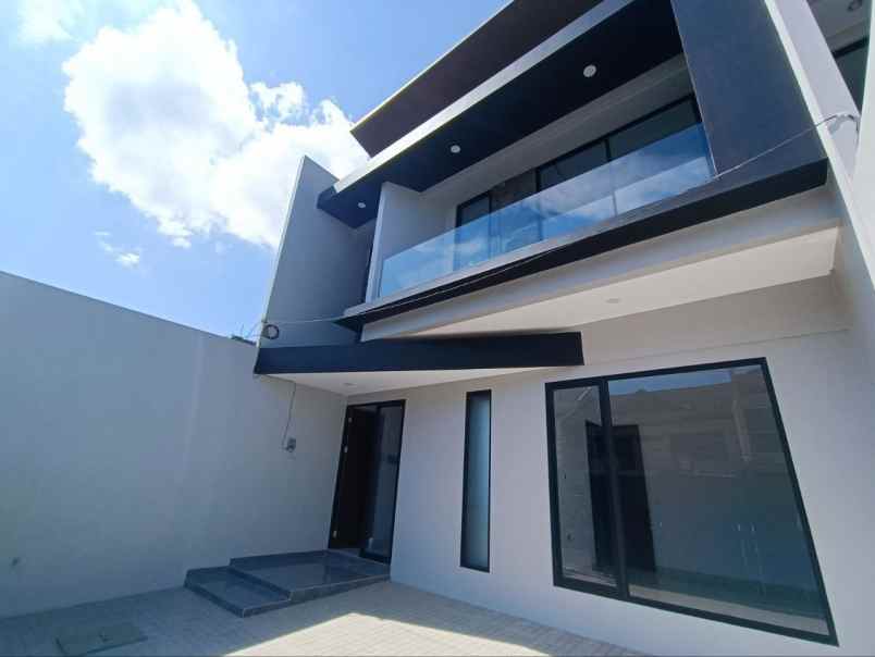 dijual rumah manyar jaya surabaya