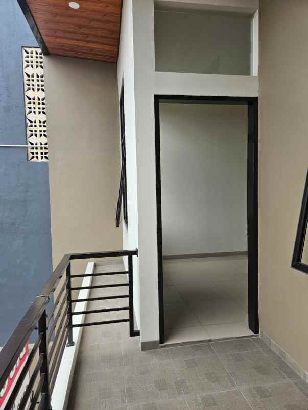 dijual rumah margahayu