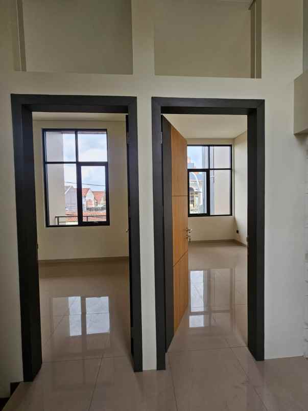 dijual rumah margahayu