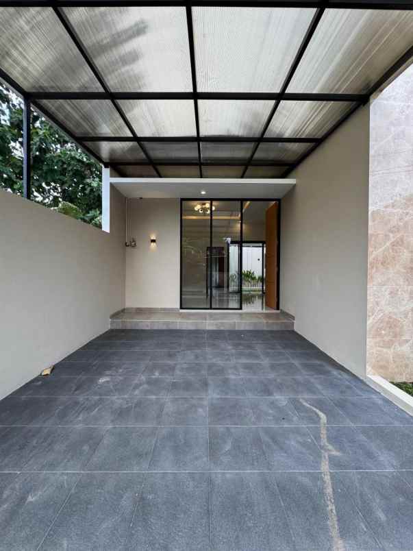 dijual rumah margoluwih