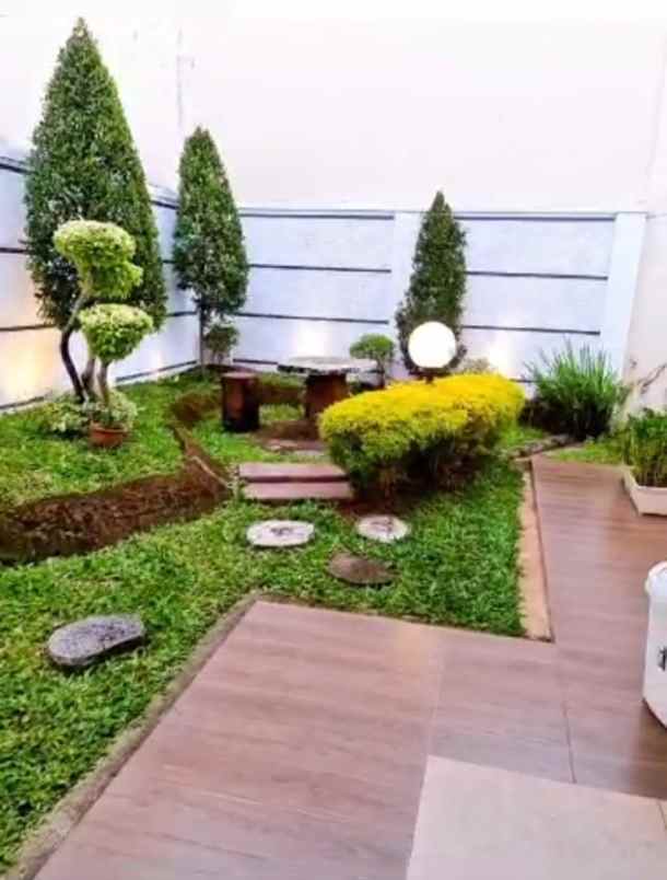 dijual rumah mewah graha taman bunga bsb city semarang