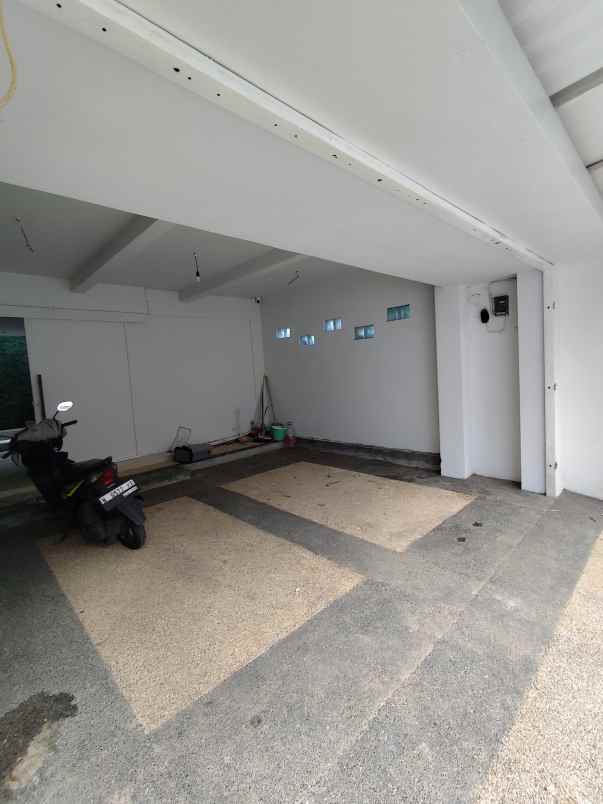 dijual rumah ngaglik