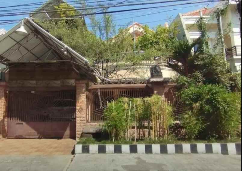dijual rumah nginden intan barat
