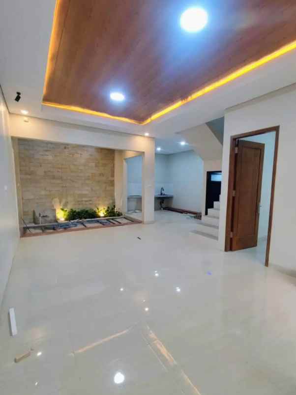 dijual rumah palagan filosofi kopi