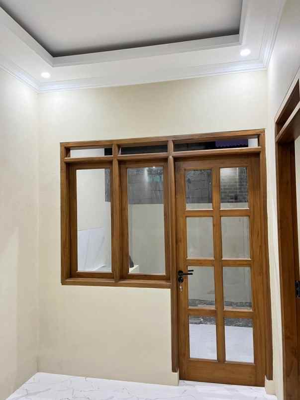 dijual rumah palasari