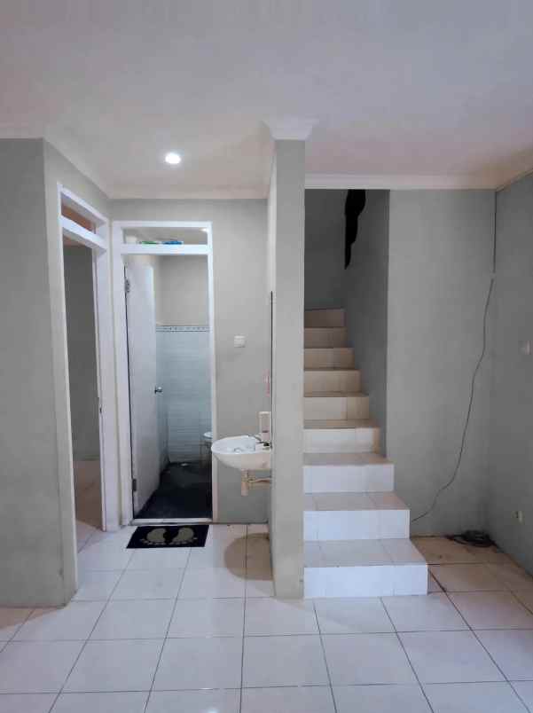 dijual rumah pamoyanan bogor selatan