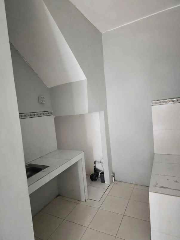 dijual rumah pamoyanan bogor selatan