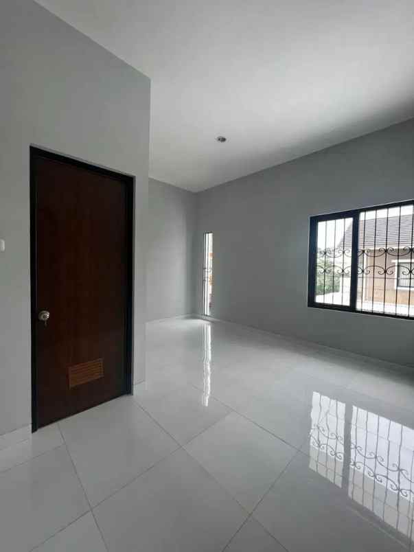 dijual rumah pamulang