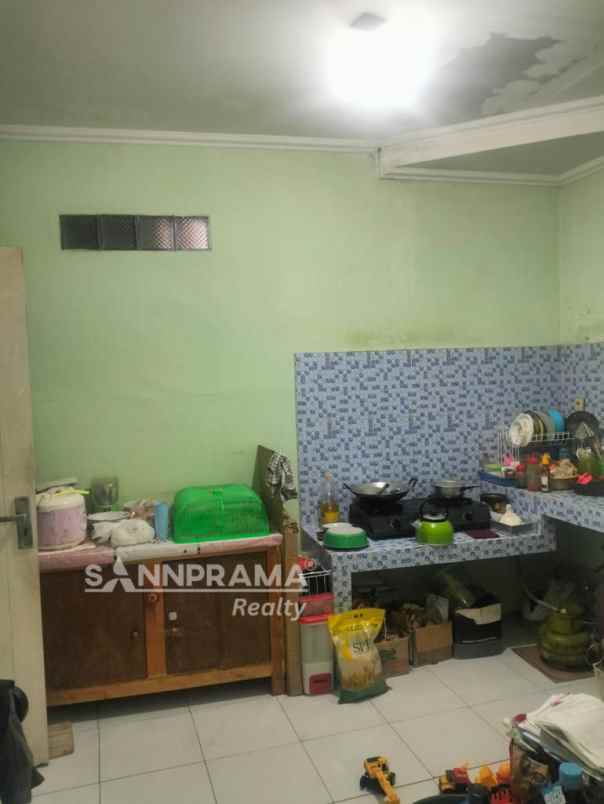 dijual rumah pancoran mas depok