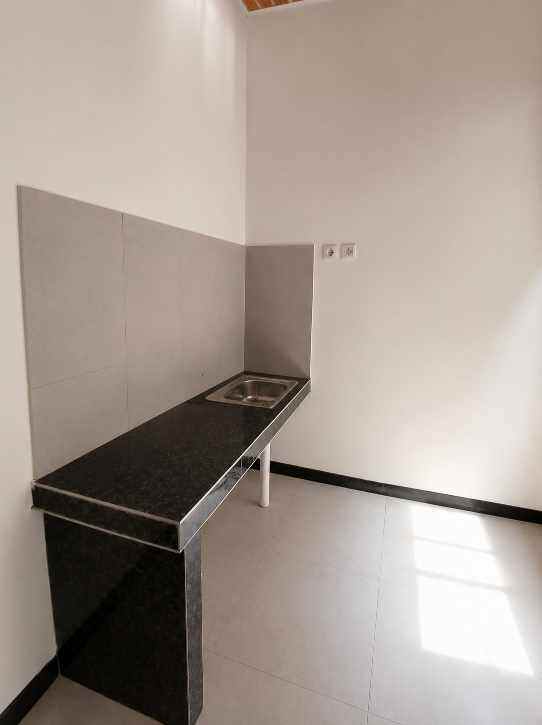 dijual rumah pancoran mas depok