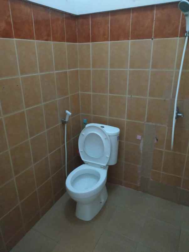 dijual rumah pantai mentari