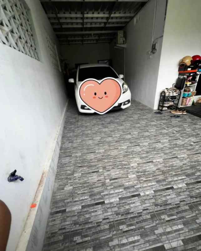 dijual rumah pasar barongan