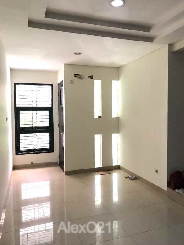 dijual rumah pegangsaan dua jakarta utara