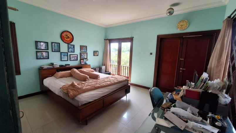 dijual rumah penjaringan sari