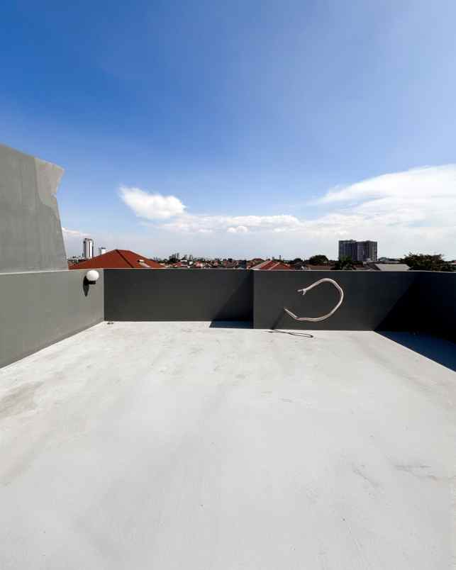 dijual rumah permata hijau area