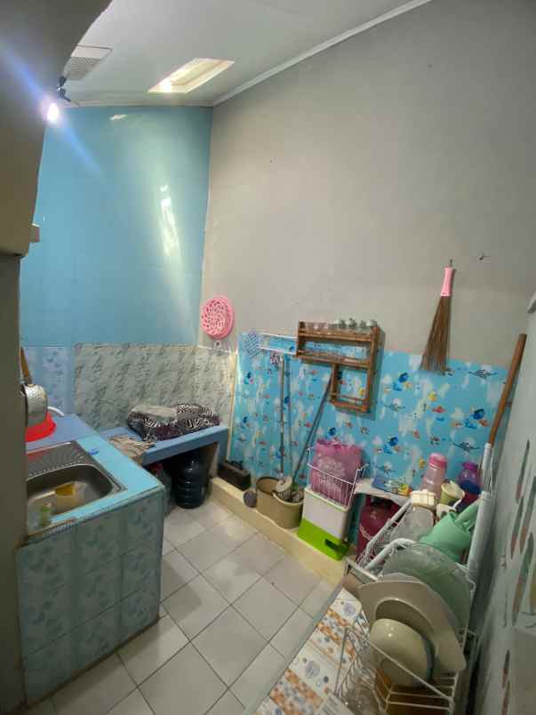 dijual rumah perum bumi inti persada
