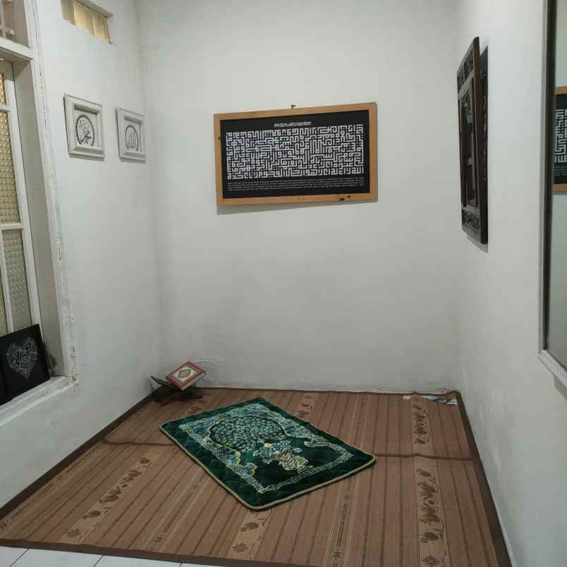 dijual rumah perum griya hegarmanah