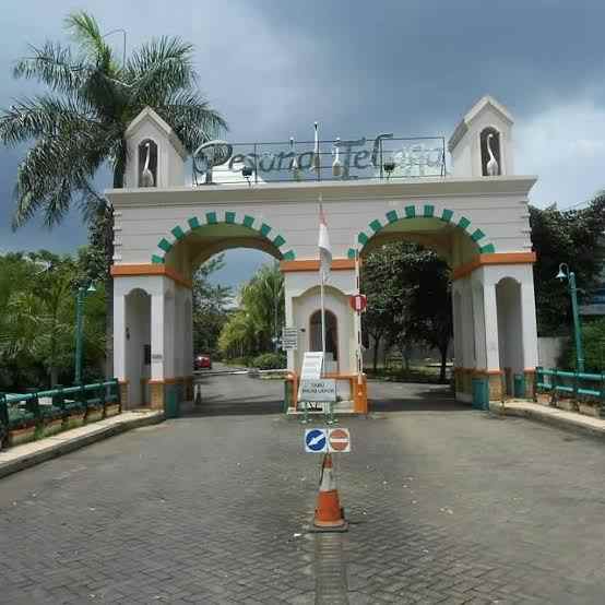 dijual rumah perum pesona telaga cibinong