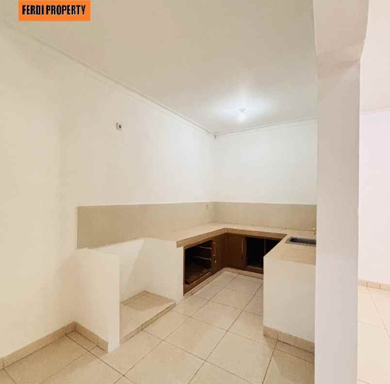 dijual rumah perumahan kota wisata cibubur