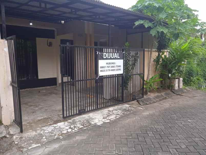 dijual rumah perumahan mandiri land