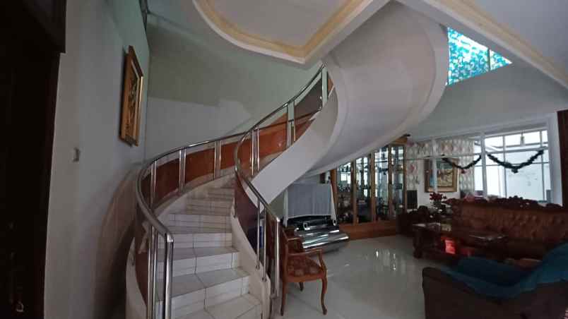 dijual rumah perumahan taman modern cakung