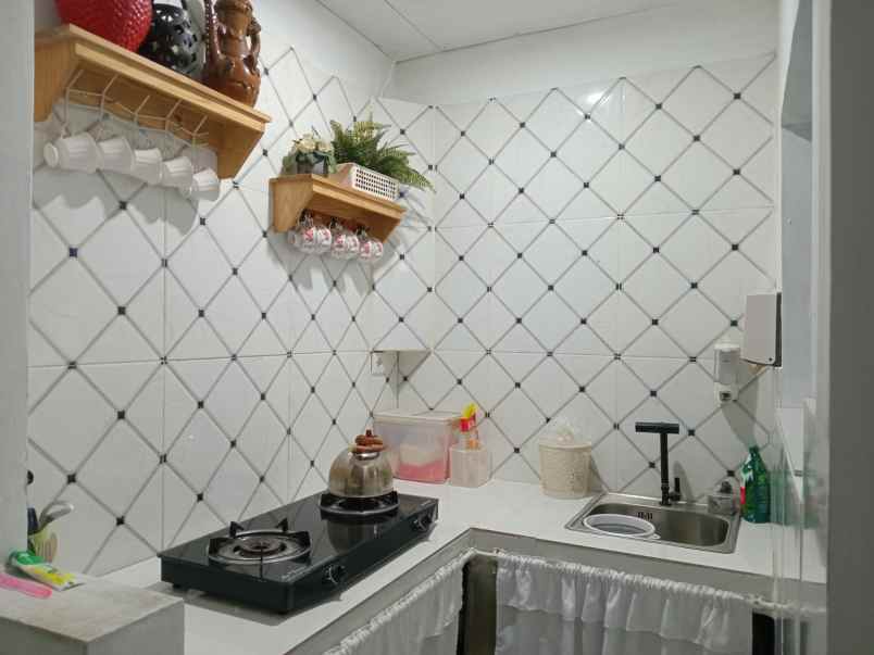 dijual rumah perumahan villa indah