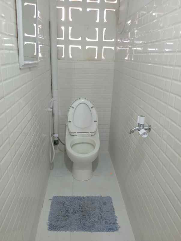 dijual rumah perumahan villa indah