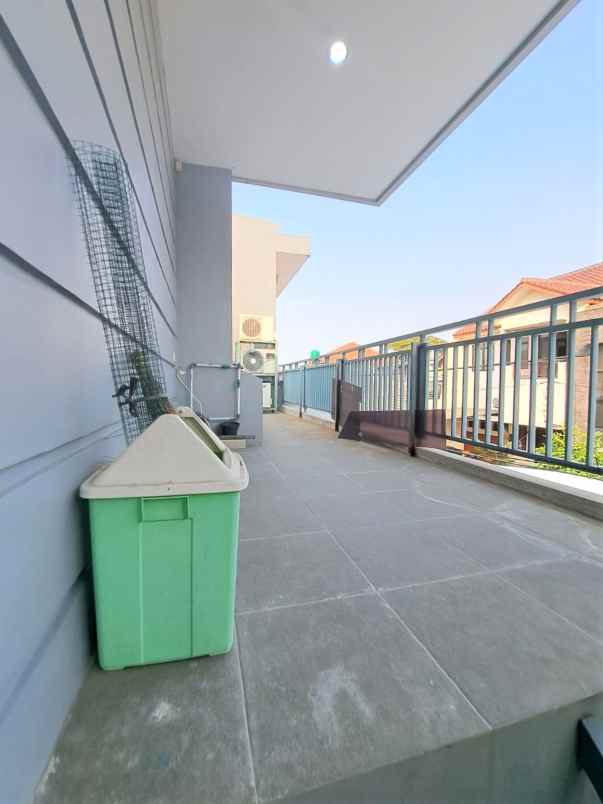 dijual rumah perumahan villa sunter mas