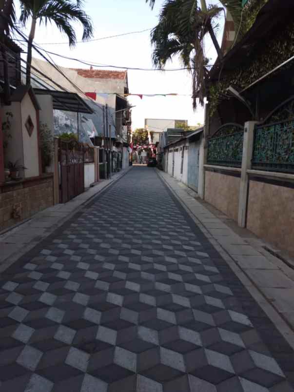 dijual rumah ploso timur