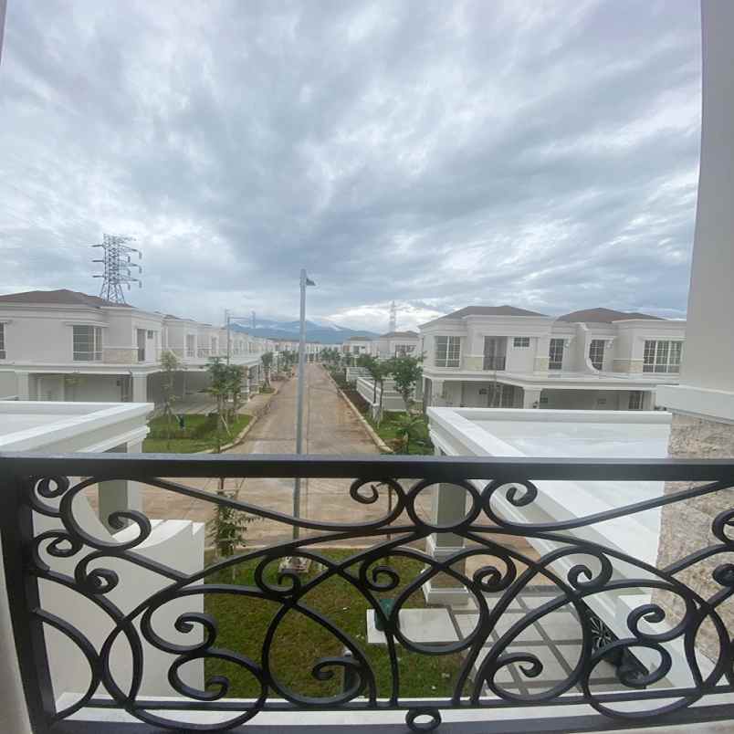 dijual rumah podomoro park cluster