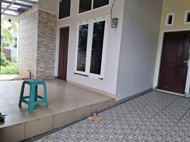 dijual rumah pojok dekat kampus uin jember