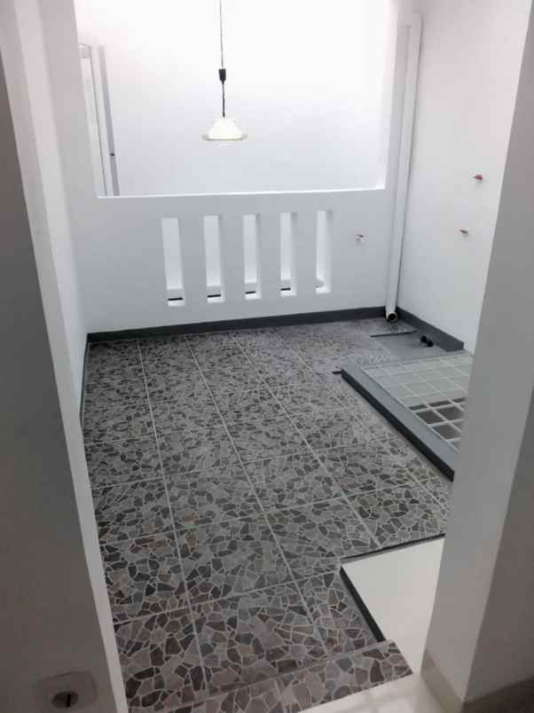 dijual rumah pondok bambu