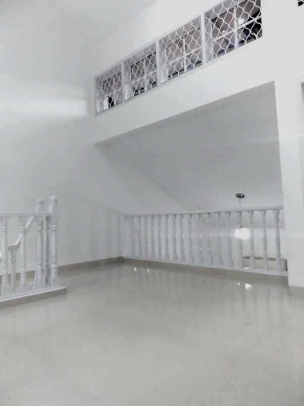 dijual rumah pondok bambu