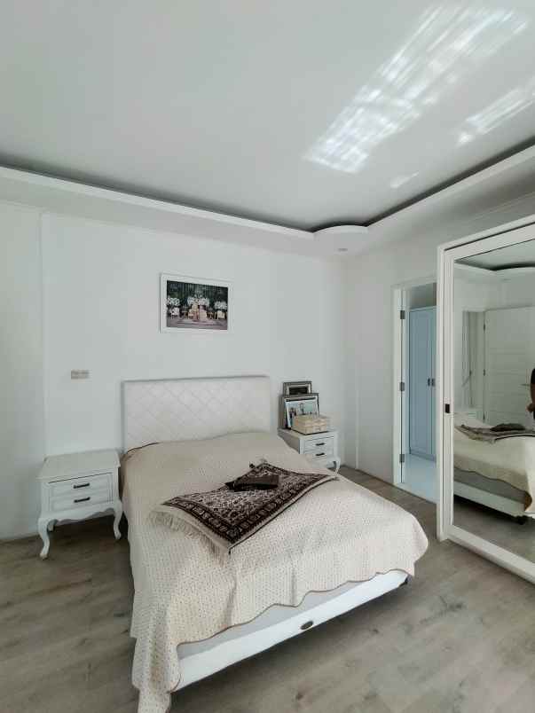 dijual rumah pondok hijau