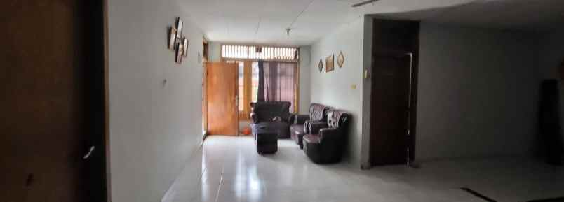 dijual rumah pondok kelapa