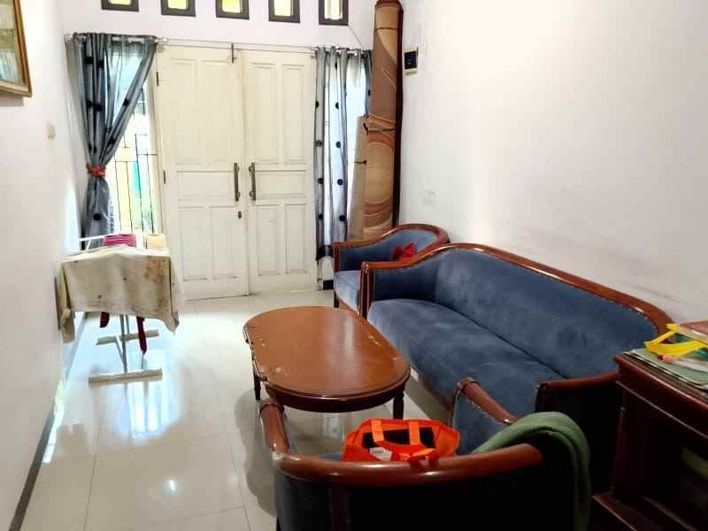 dijual rumah pondok kelapa