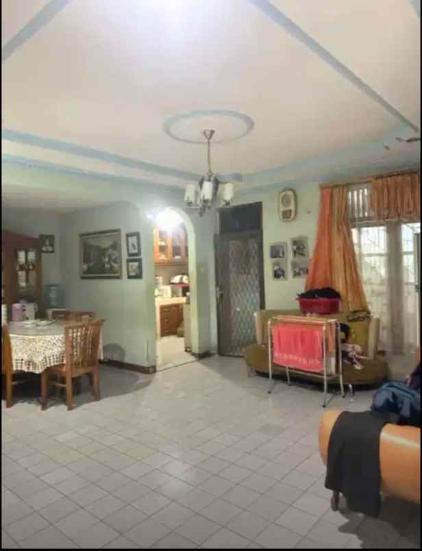 dijual rumah pondok kopi