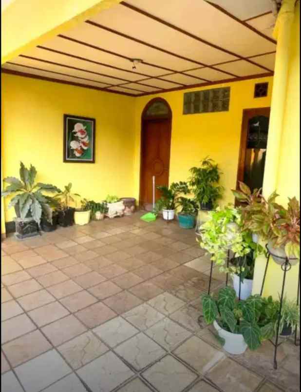 dijual rumah pondok kopi