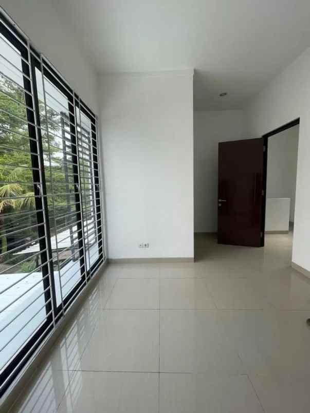 dijual rumah pondok ranji